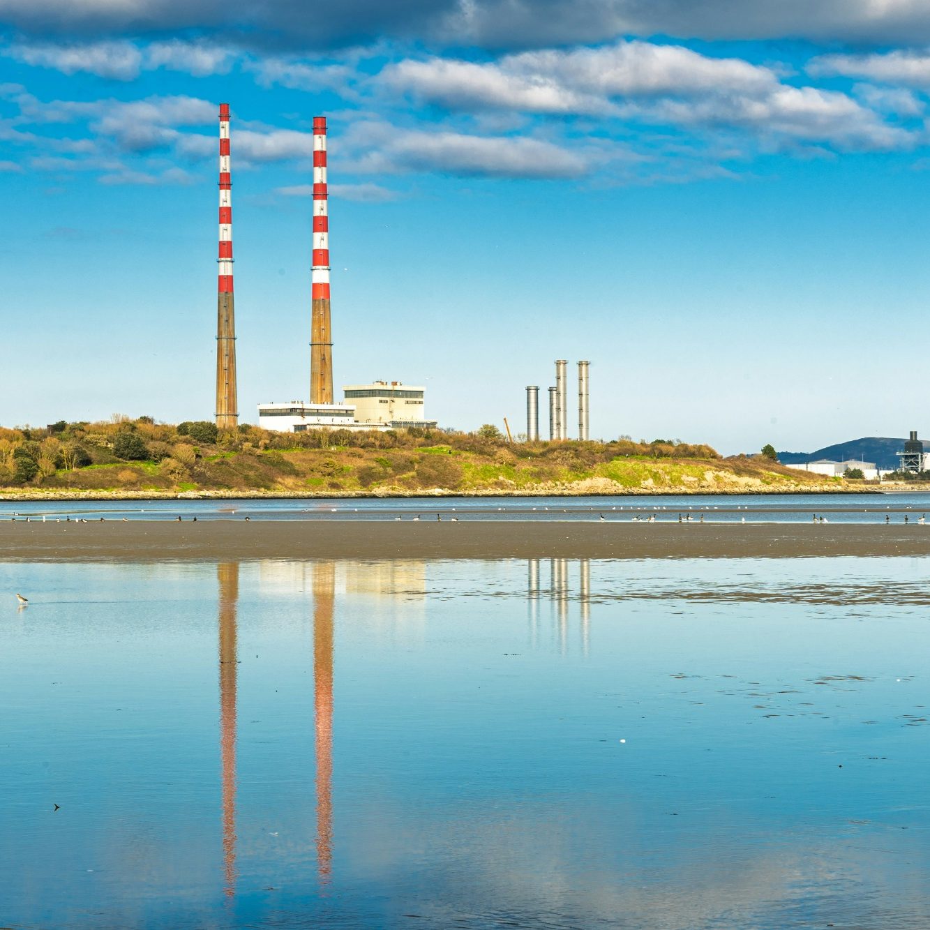 Coastal power station